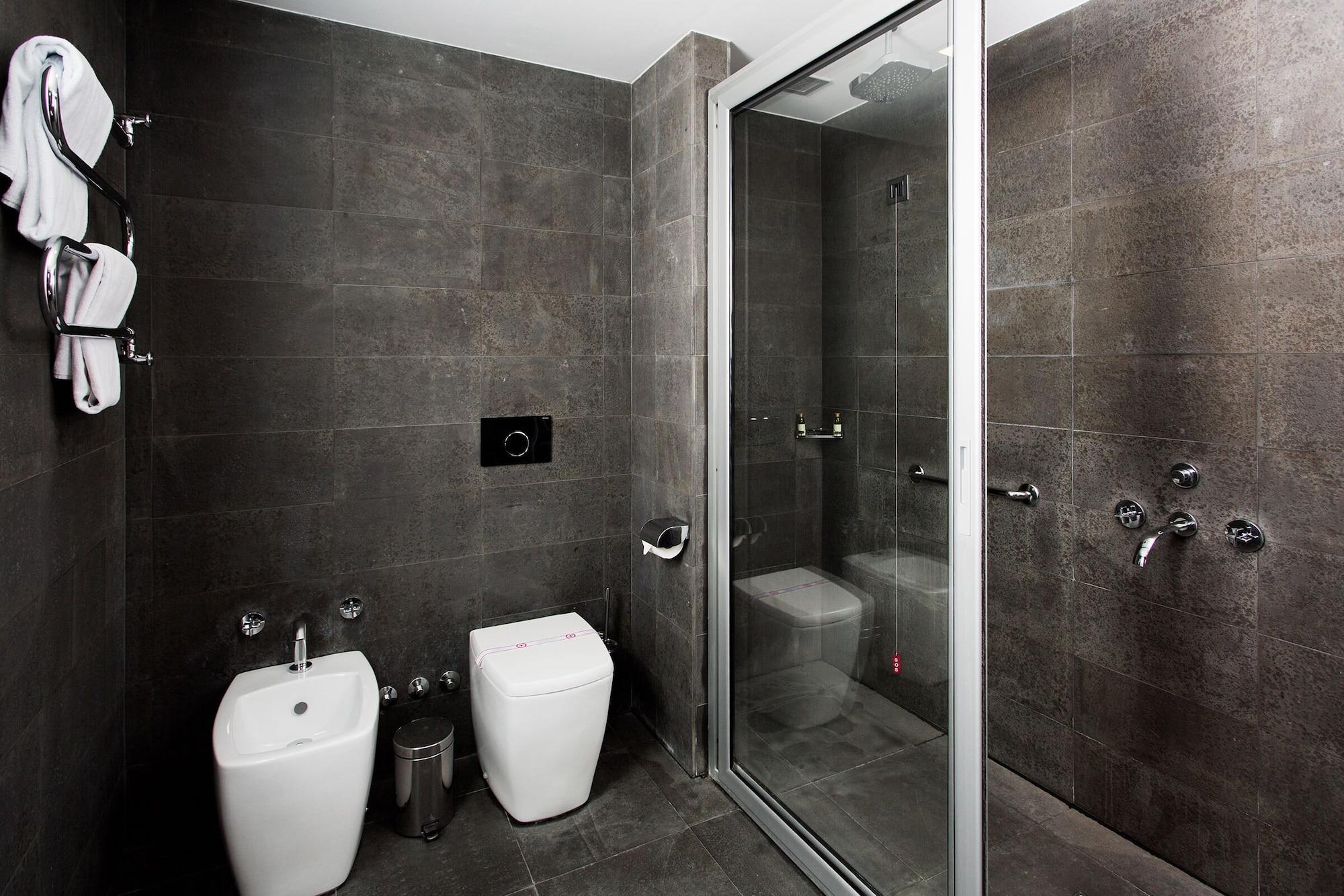 Familiensuite mit Balkon